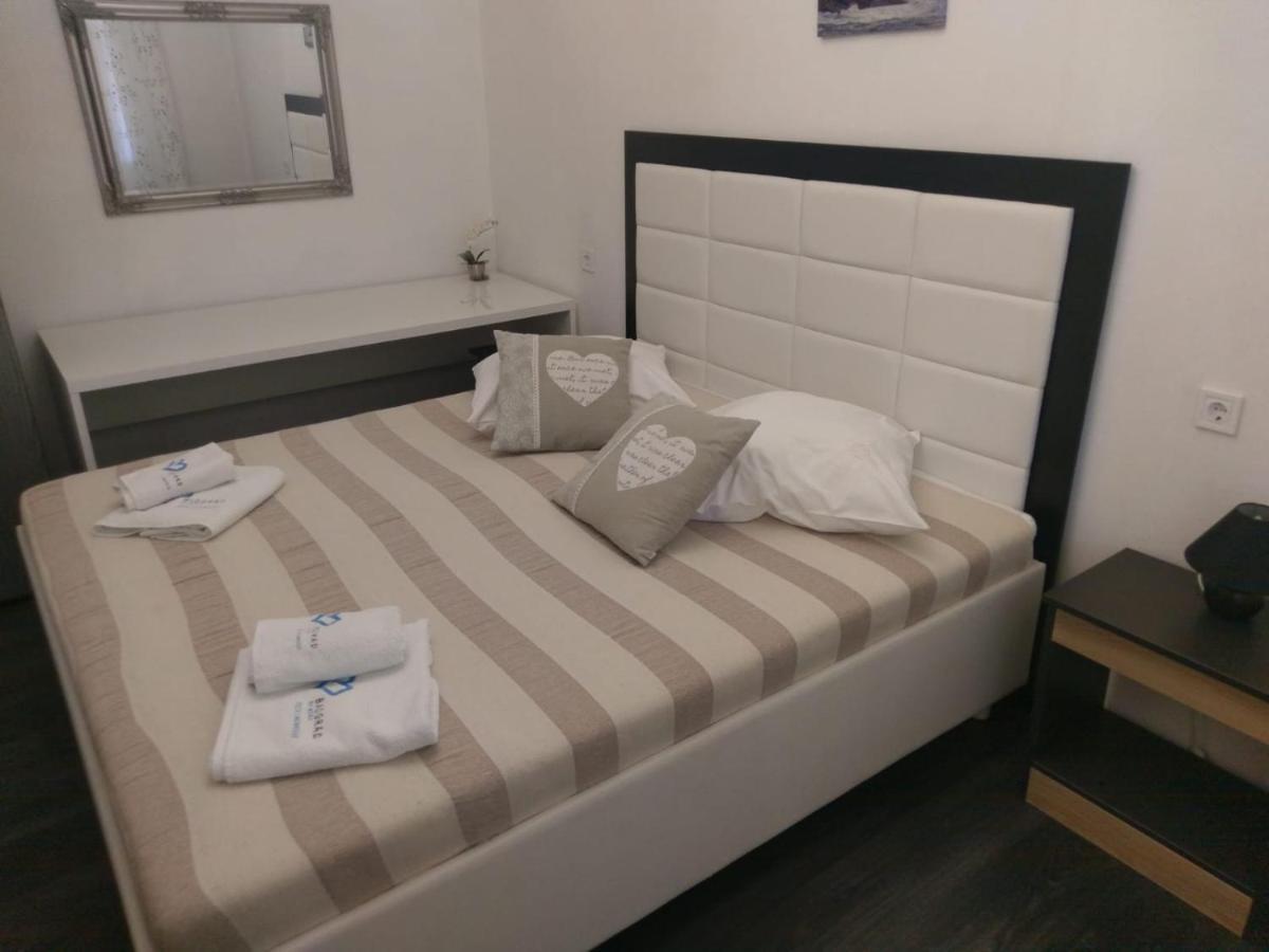 Apartment Martina Biograd Na Moru Bagian luar foto
